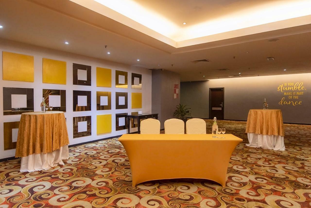 Kinta Riverfront & Hotel 4*
